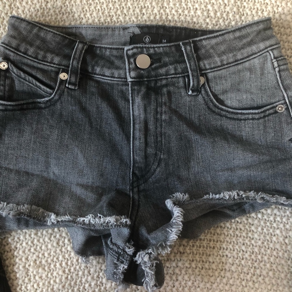 Gray Volcom demin shorts